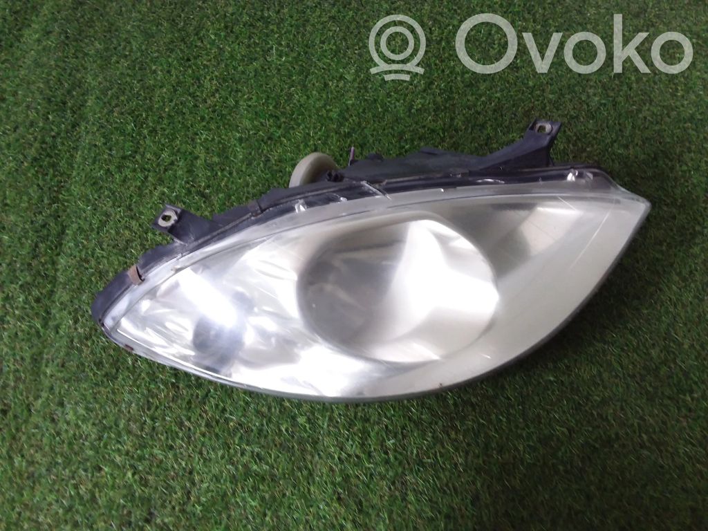 Mercedes-Benz A W169 Lampa przednia 