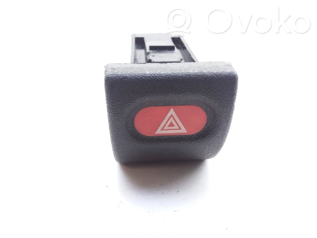 Opel Astra F Hazard light switch 