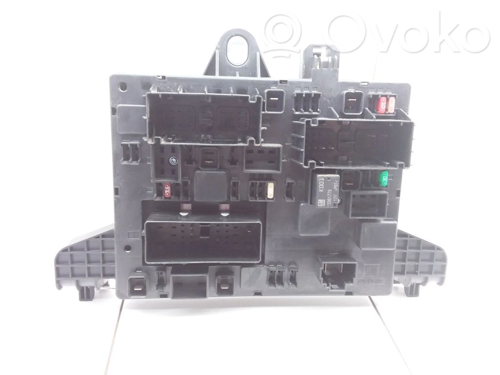 Módulo de fusible   13343949,365927271,1110077AC