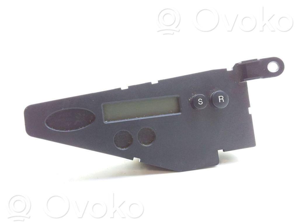 Horloge   2M5T10D885EA