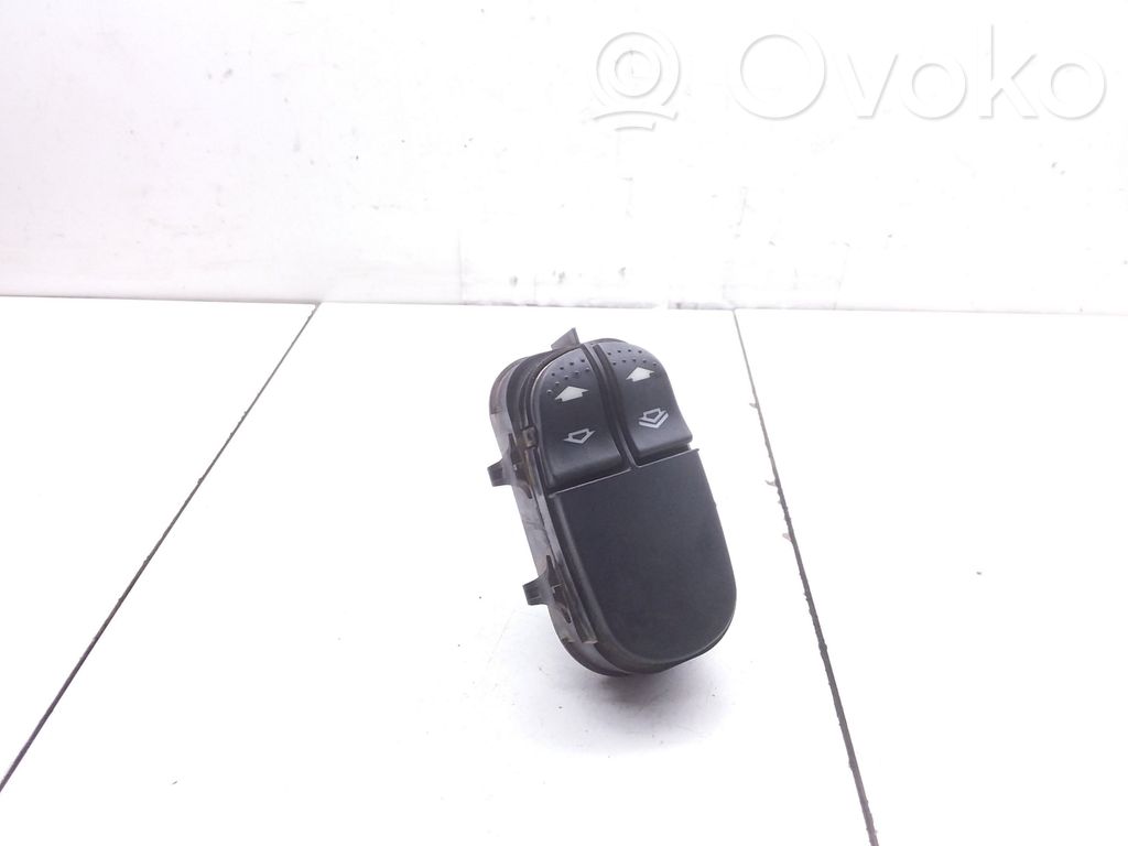 Ford Focus Electric window control switch 