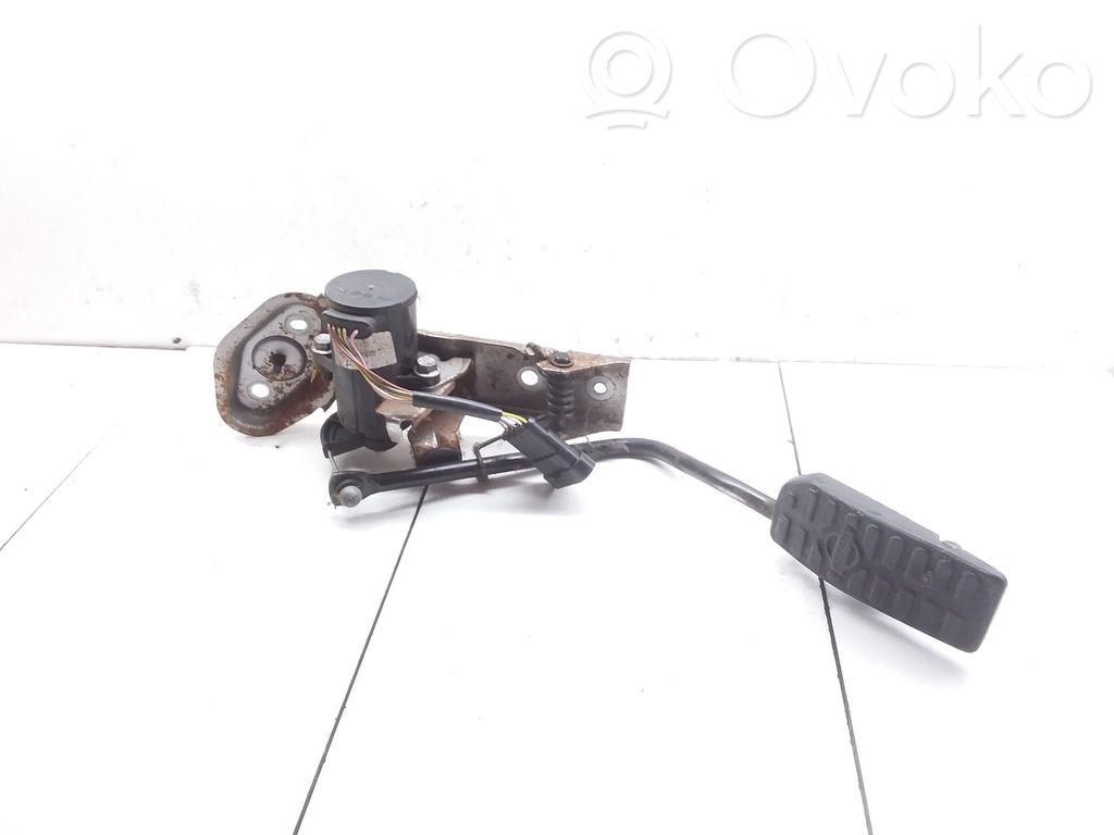 Accelerator throttle pedal   189195M300,0281002425