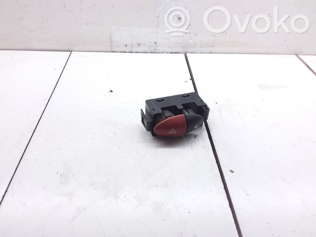 Renault Master III Hazard light switch 
