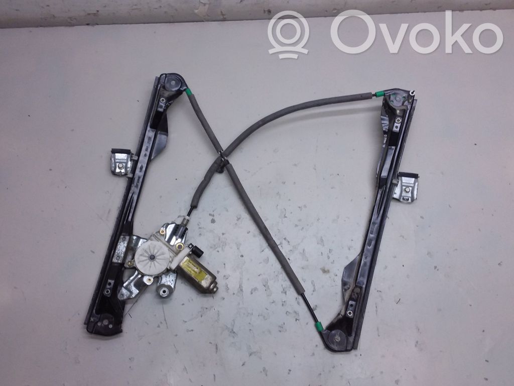 Ford Focus Front door window regulator with motor 