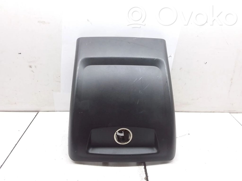 Volvo V50 Enchufe de 12V (trasero) 