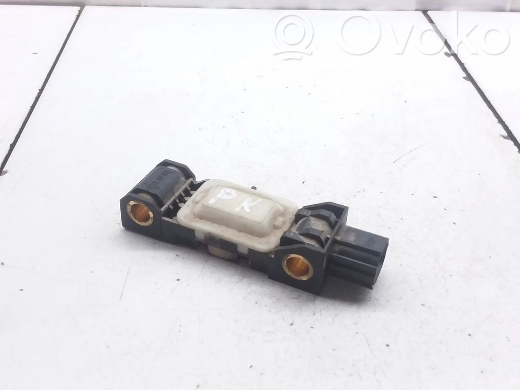 Nissan Almera Tino Airbag deployment crash/impact sensor 