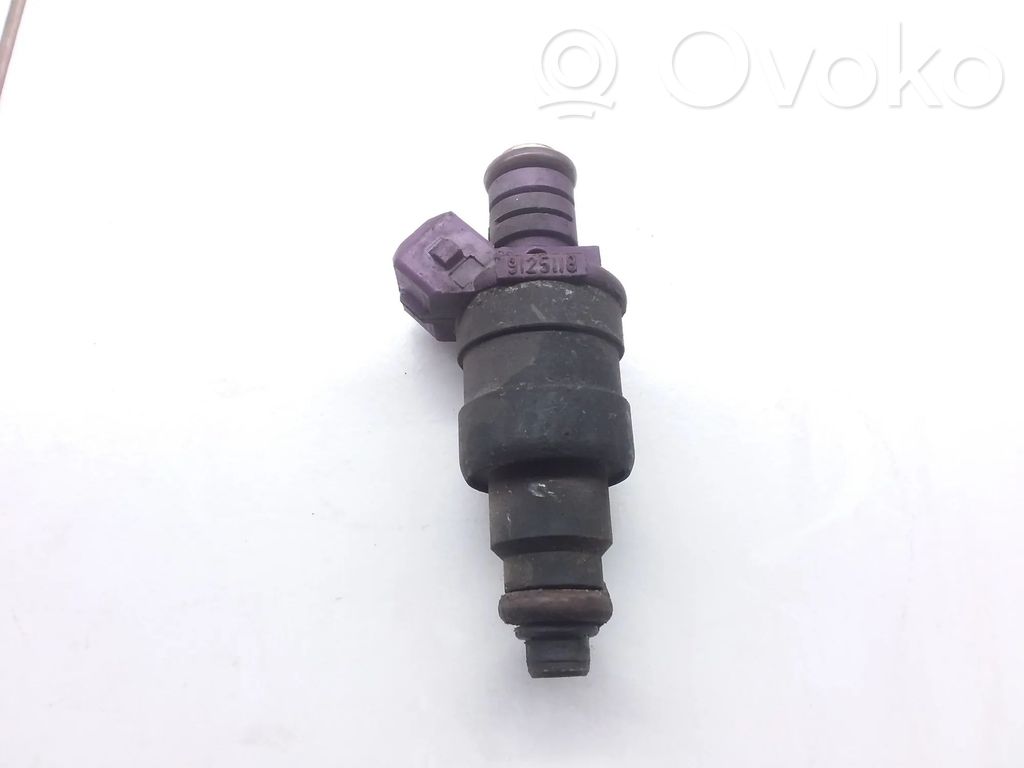 Volvo S40, V40 Inyector de combustible 
