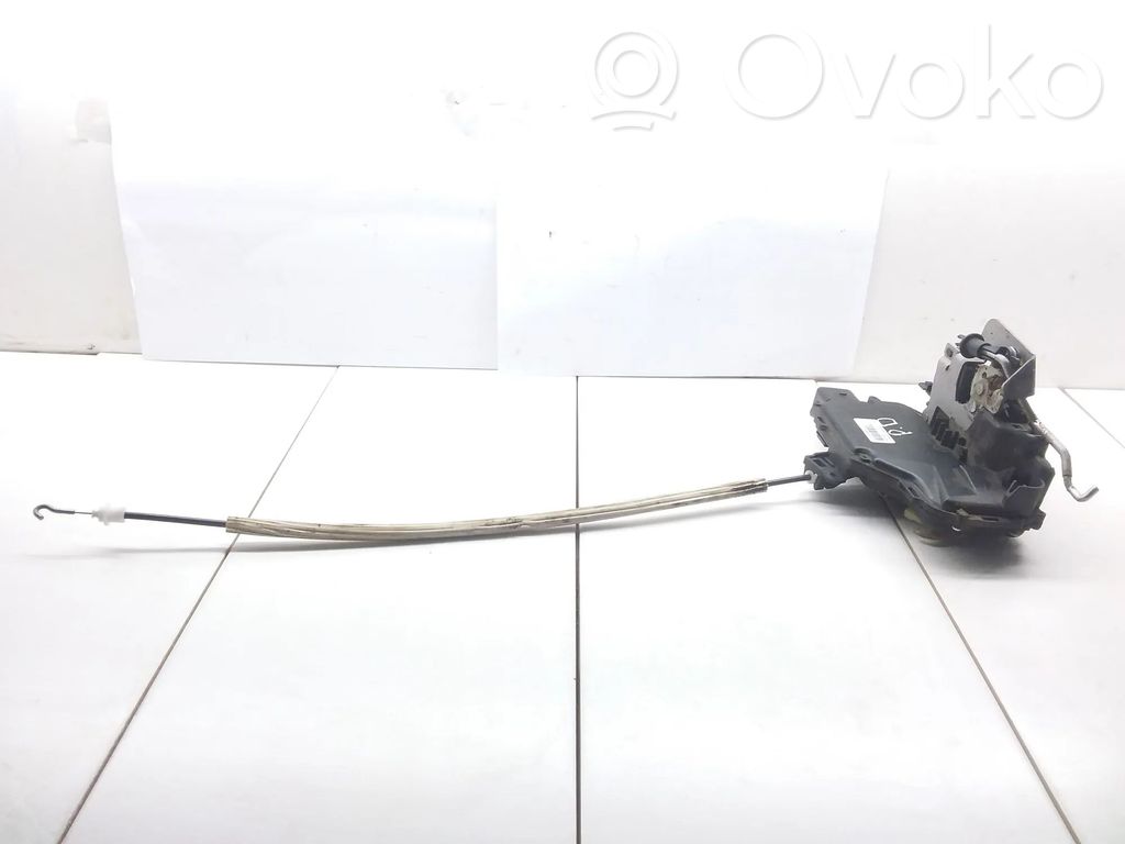 Audi A6 S6 C5 4B Etuoven lukko 
