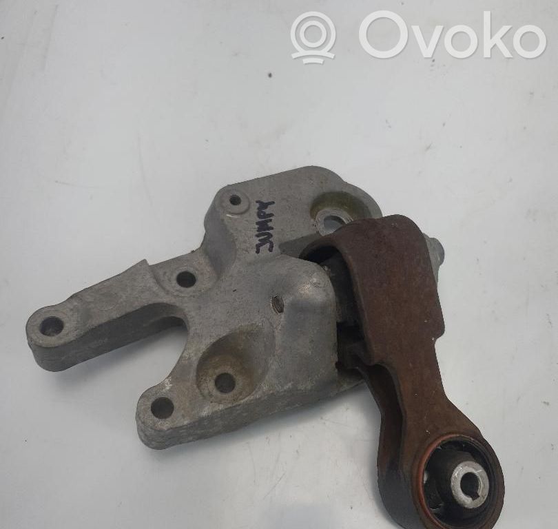 Válvula de vacío del soporte de motor   1440012280