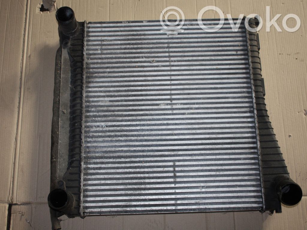 Chłodnica powietrza doładowującego / Intercooler   AH329L440AB,AH328T000CJ