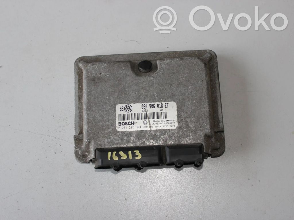 Volkswagen Golf IV Engine control unit/module 