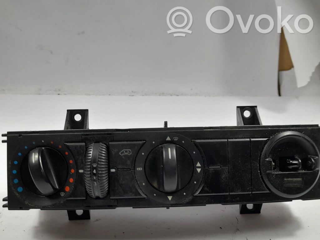 Volkswagen Crafter Panel klimatyzacji 