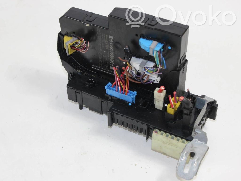 Mercedes-Benz C W204 Fuse box set 