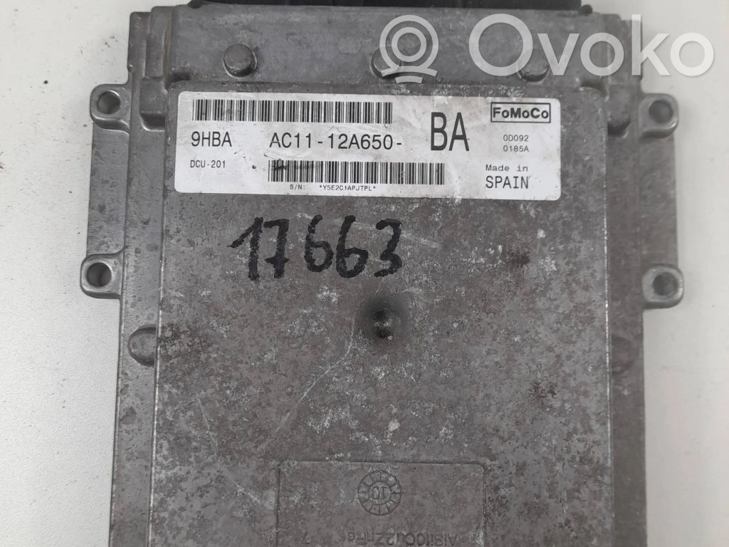 Volkswagen PASSAT B7 Engine control unit/module 