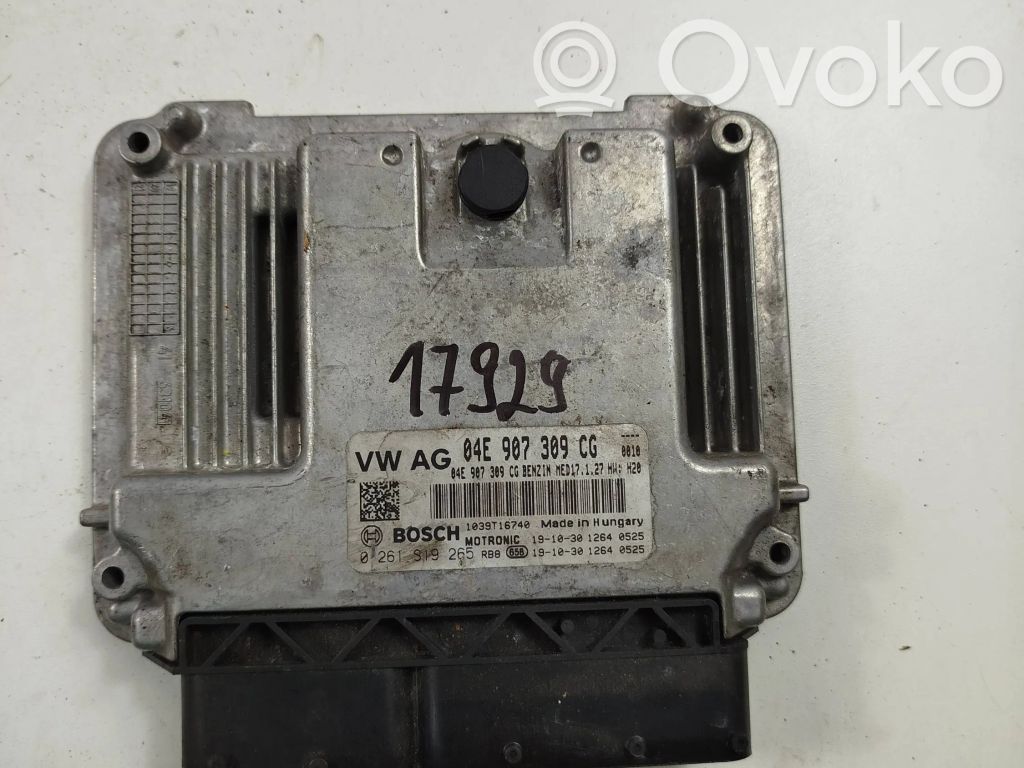 Skoda Superb B8 (3V) Engine control unit/module 