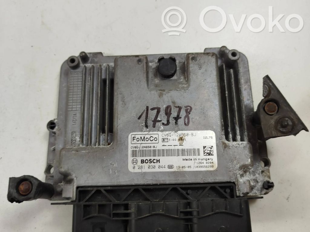 Ford Focus Engine control unit/module 