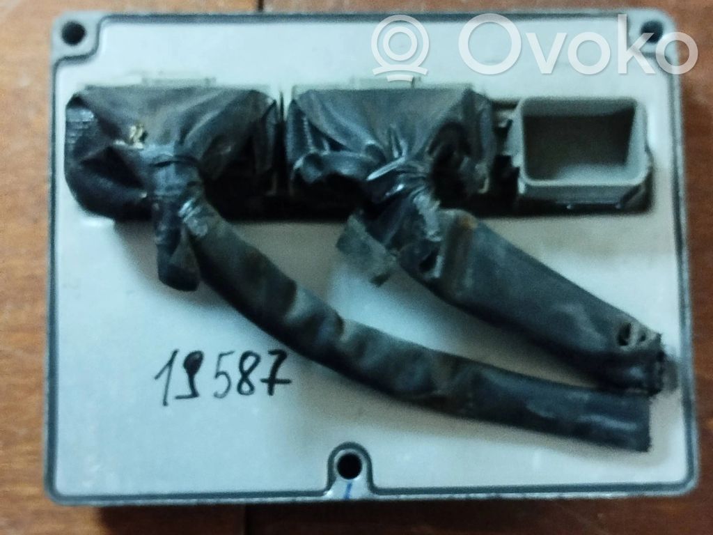 Ford Focus Engine control unit/module 