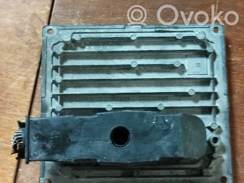 Ford Focus Engine control unit/module 