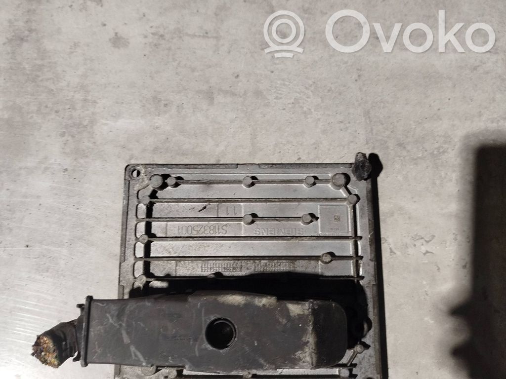 Ford Fiesta Engine control unit/module 