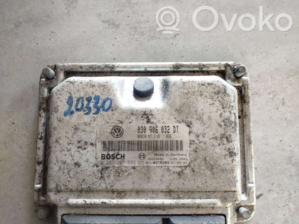 Engine control unit/module   030906032DT,0261207593