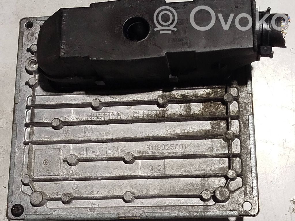 Ford Focus Engine control unit/module 