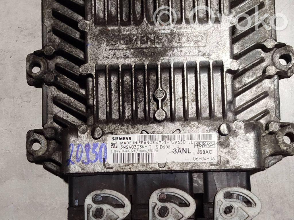 Ford C-MAX I Engine control unit/module 