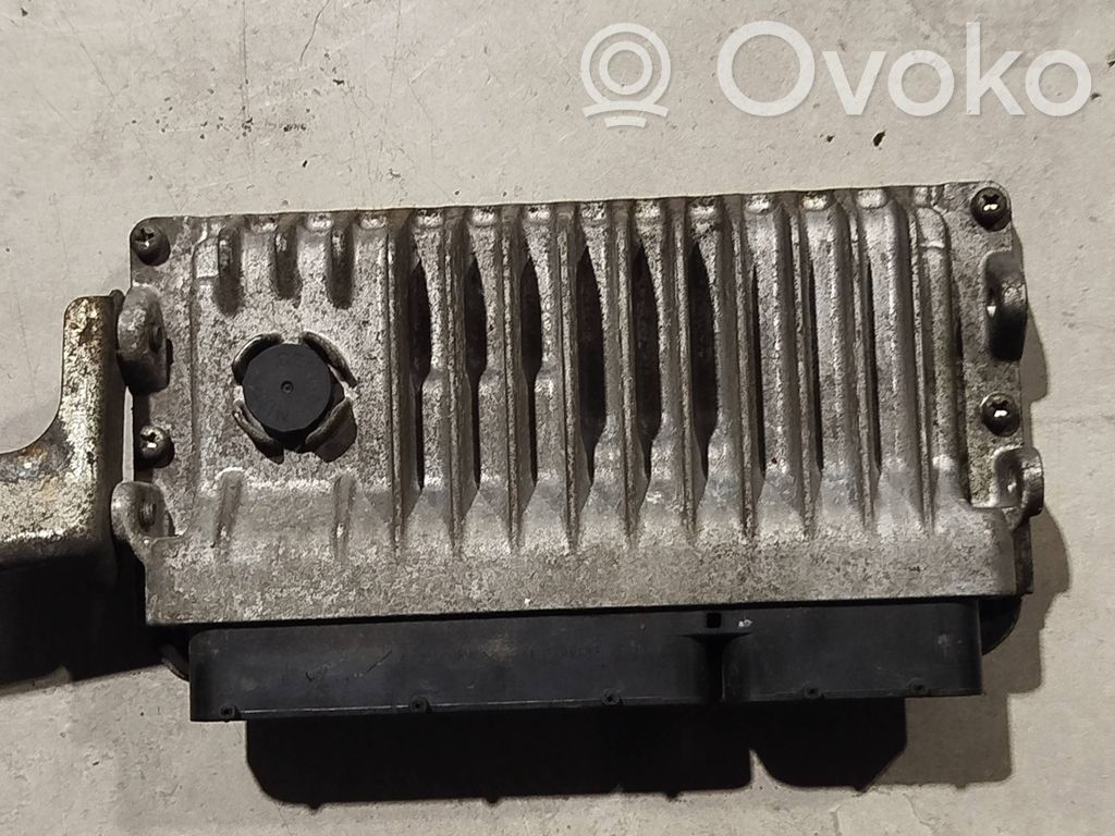 Toyota Yaris Engine control unit/module 