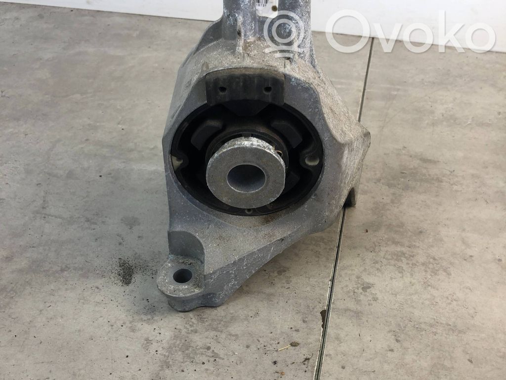 BMW i4 Engine mount bracket 
