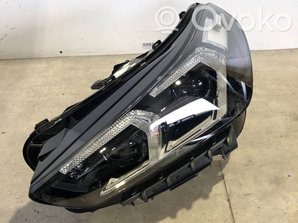 BMW X1 U11 Scheinwerfer 
