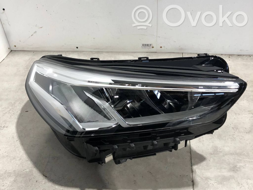 BMW X1 U11 Scheinwerfer 