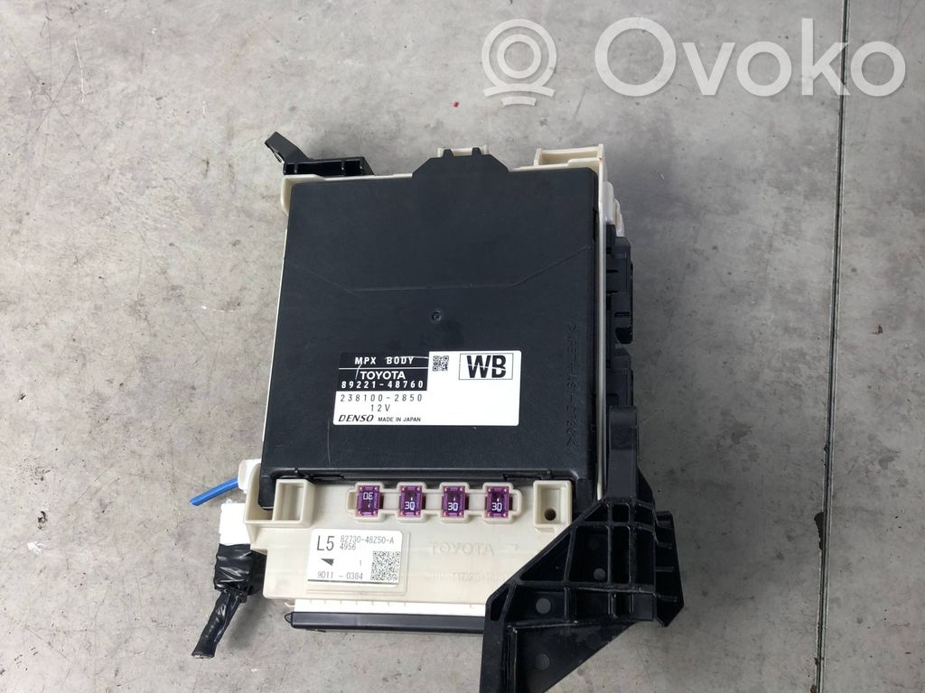 Lexus RX 450H Fuse module 