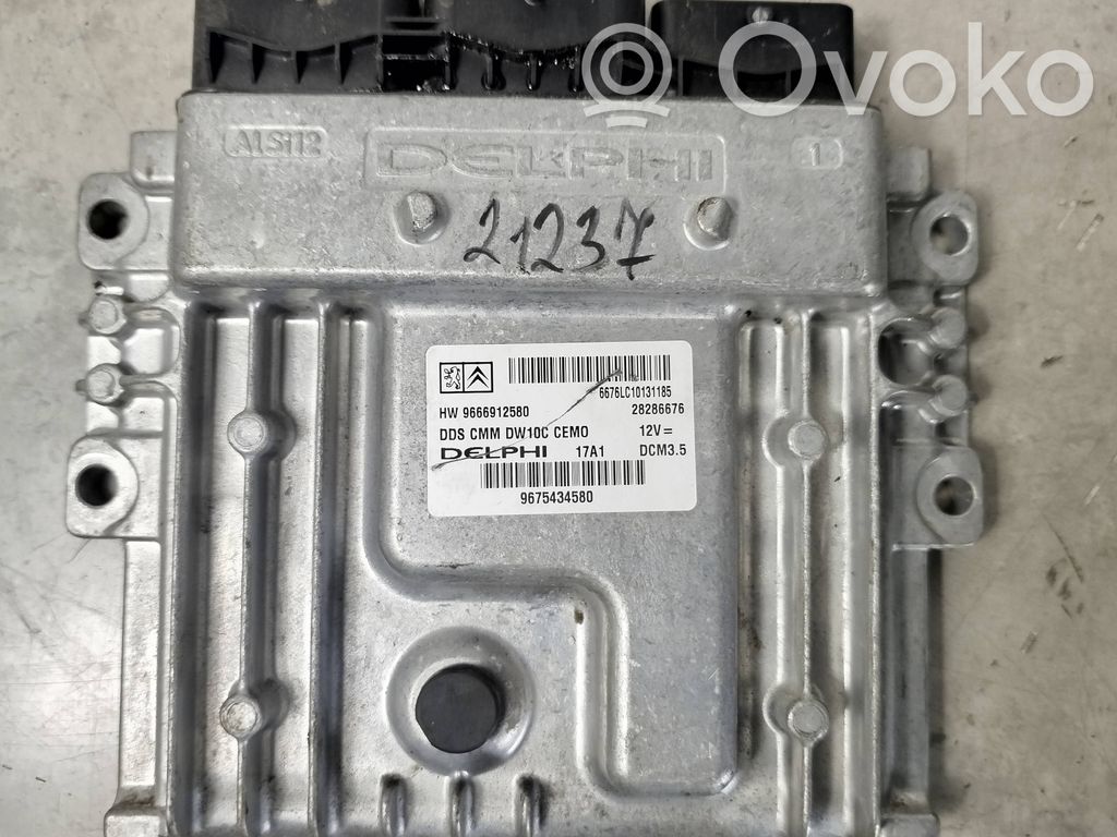 Peugeot 5008 Engine control unit/module 