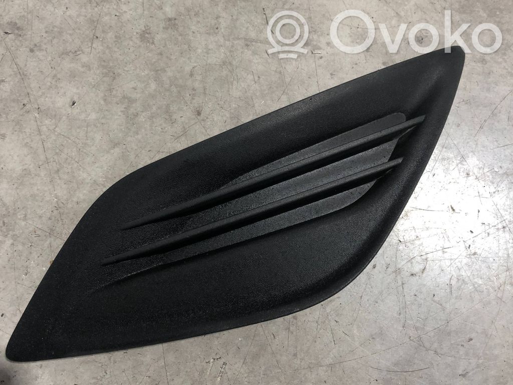 Volvo V60 Front fog light trim/grill 