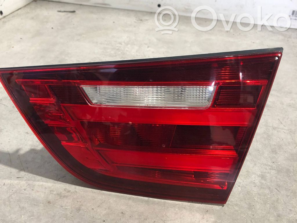 BMW 3 GT F34 Aizmugurējais lukturis pārsegā 