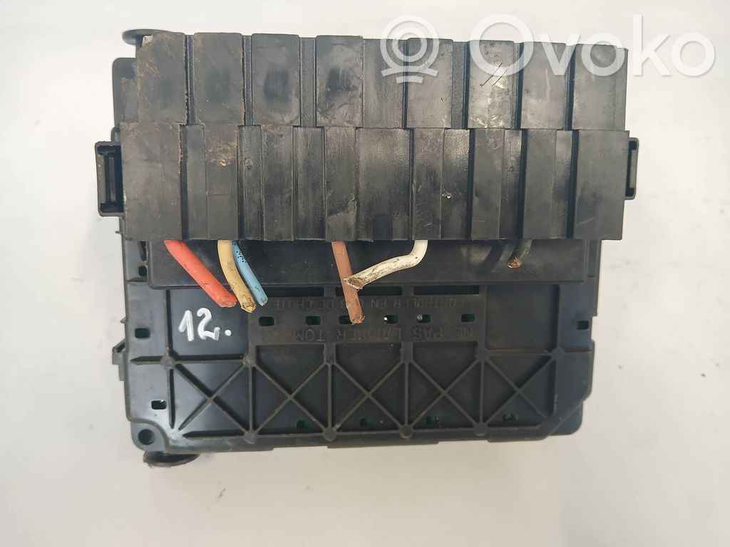 Citroen Xsara Picasso Fuse module 