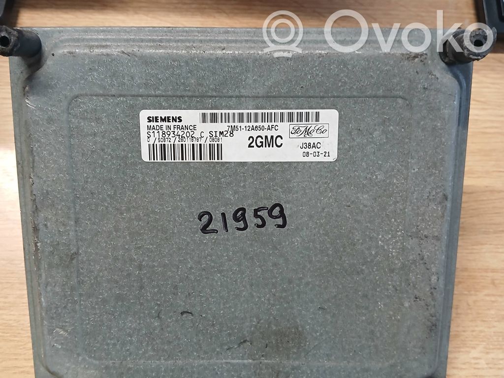 Ford Focus Engine control unit/module 