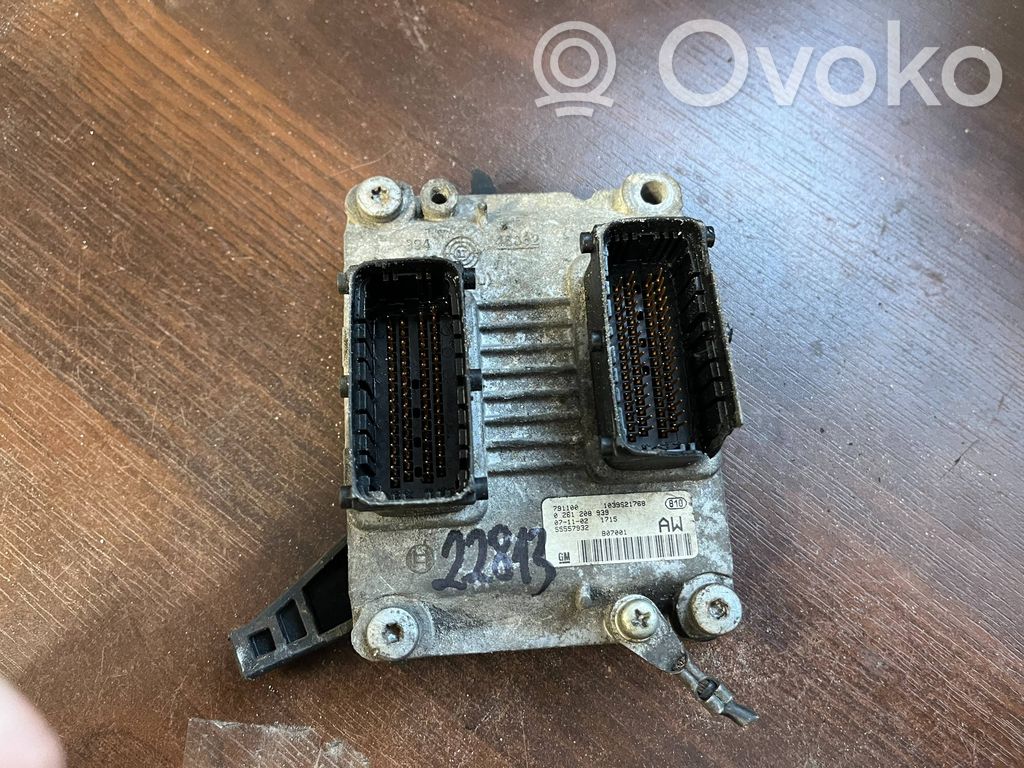 Opel Corsa C Engine control unit/module 