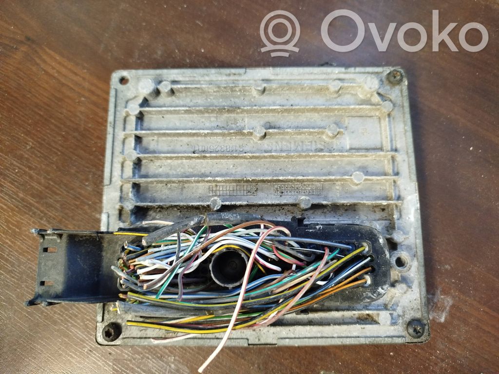 Ford Focus C-MAX Engine control unit/module 
