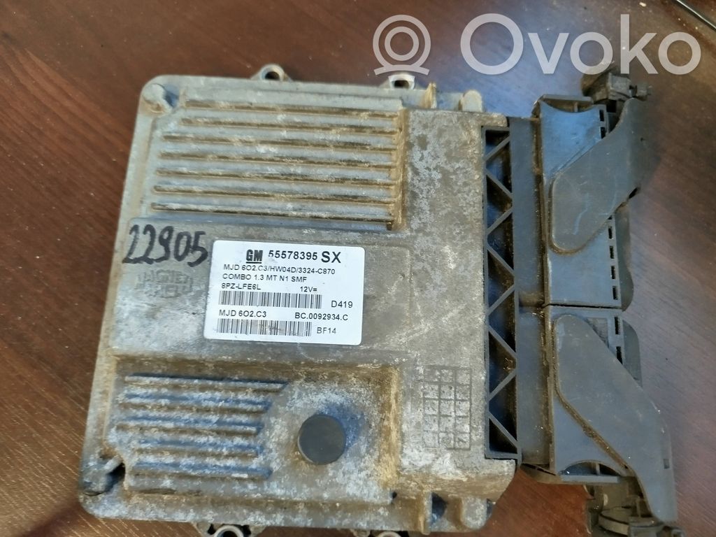 Opel Combo C Engine control unit/module 