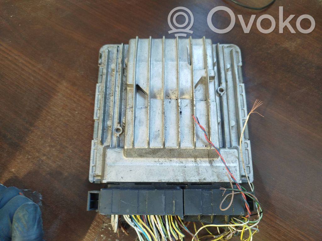 BMW 3 E90 E91 Engine control unit/module 