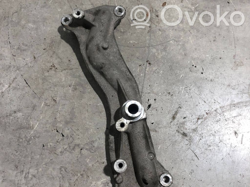 Volkswagen Touareg III Other engine bay part 