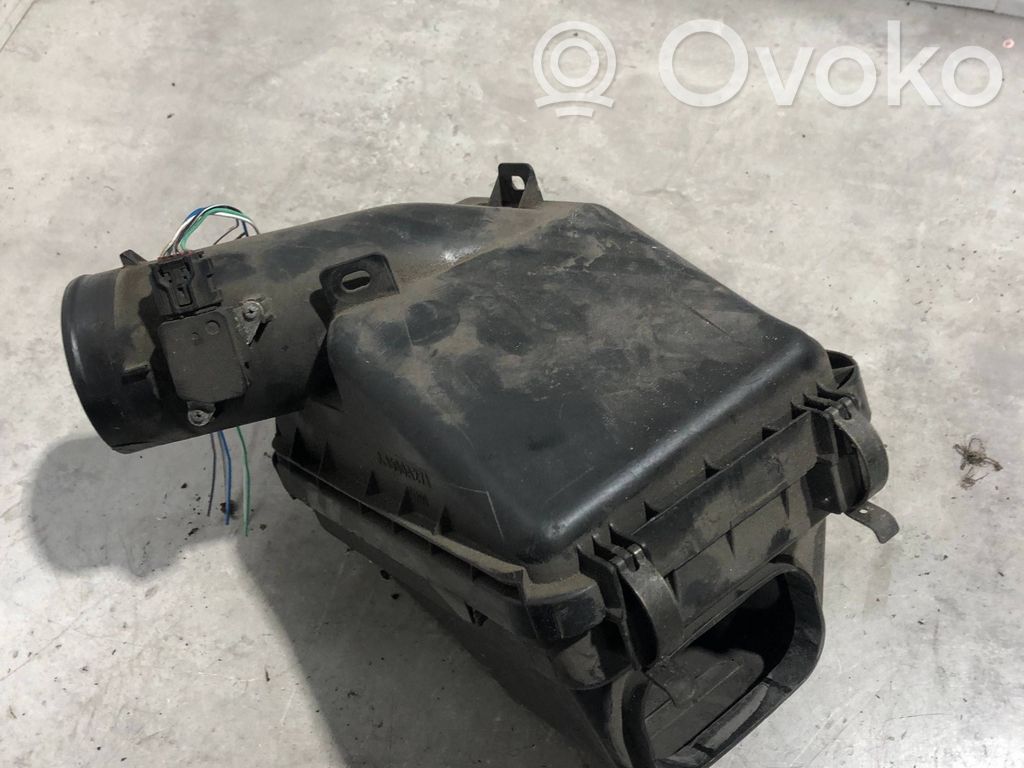 Mitsubishi Outlander Obudowa filtra powietrza 