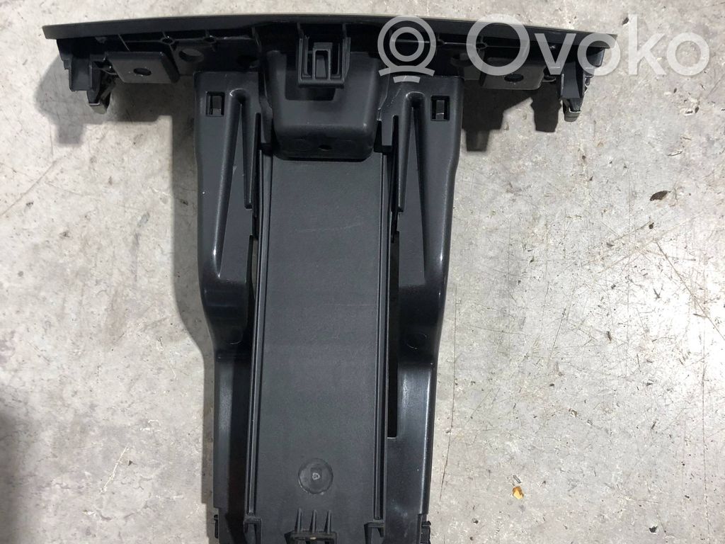 Ford Transit Courier Moldinga Apdare 