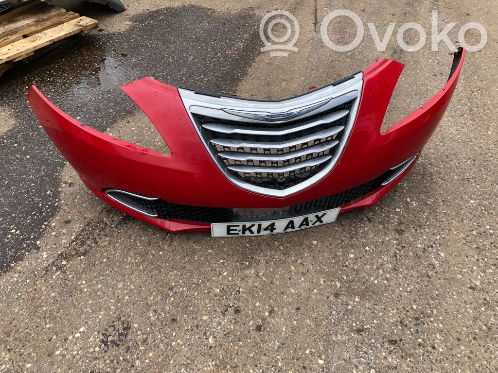Chrysler Ypsilon Etupuskuri 