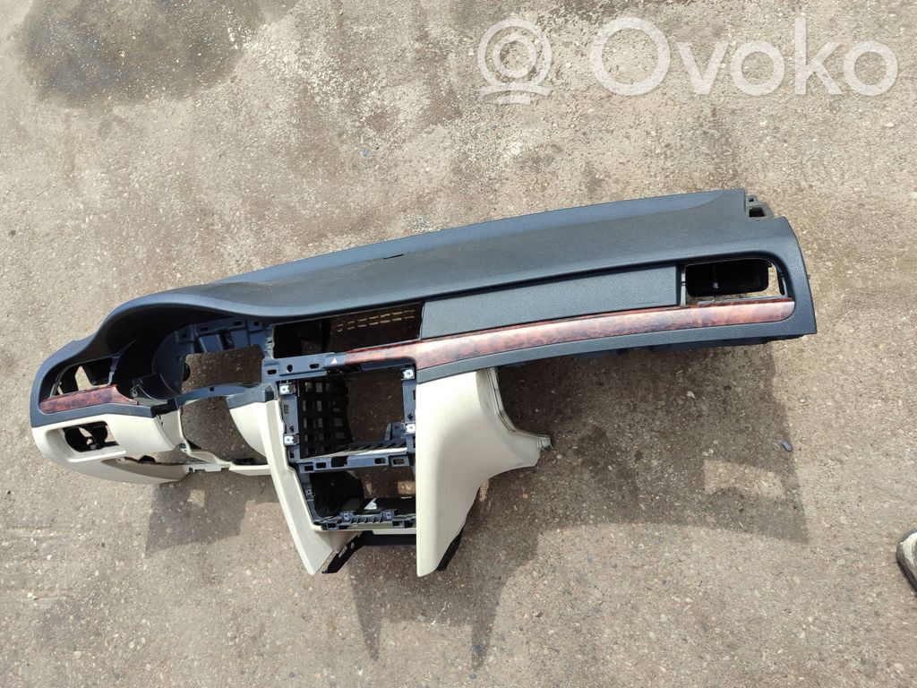 Skoda Superb B6 (3T) Panel de instrumentos 