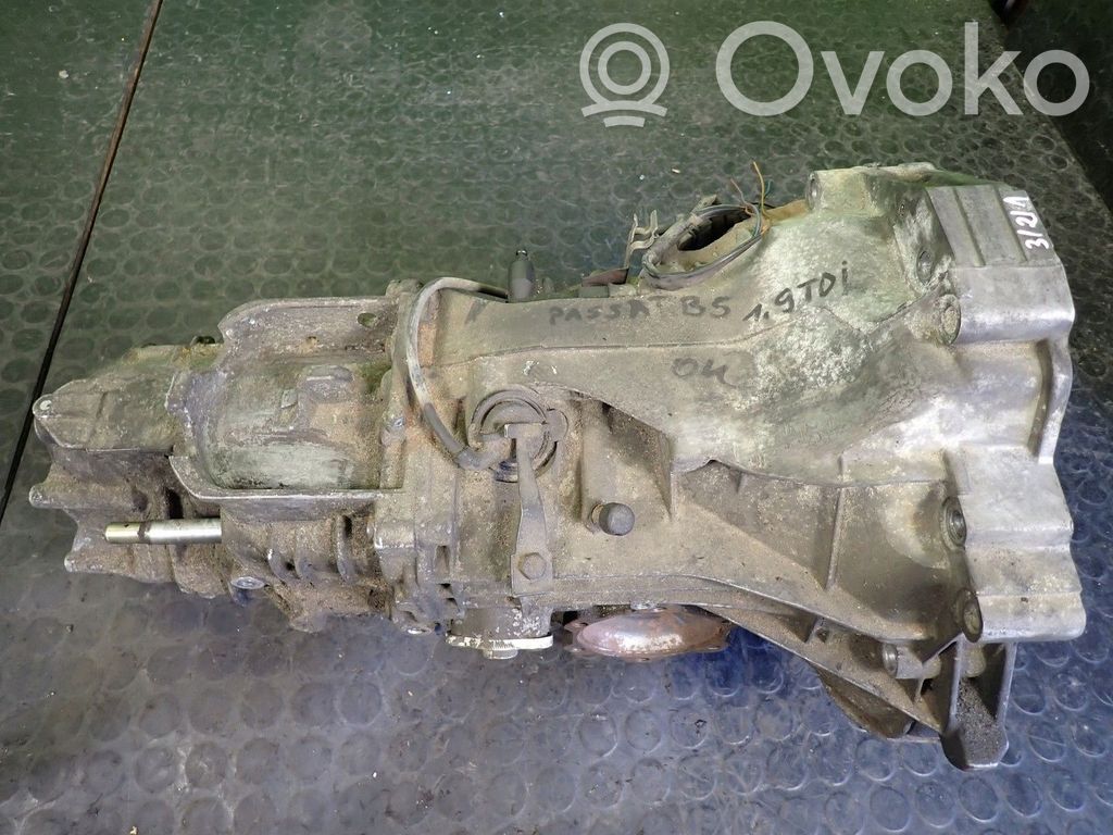 Volkswagen PASSAT B5 Manual 5 speed gearbox 