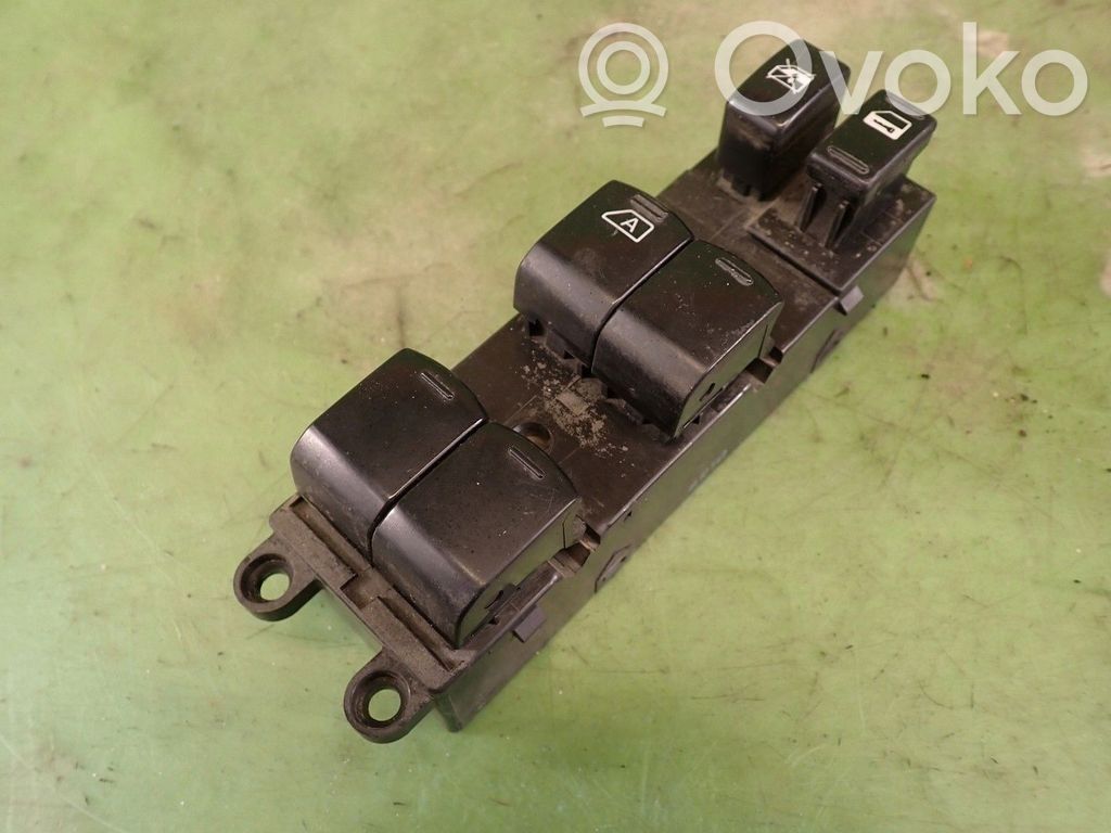 Subaru Impreza III Quarter vent window switch 