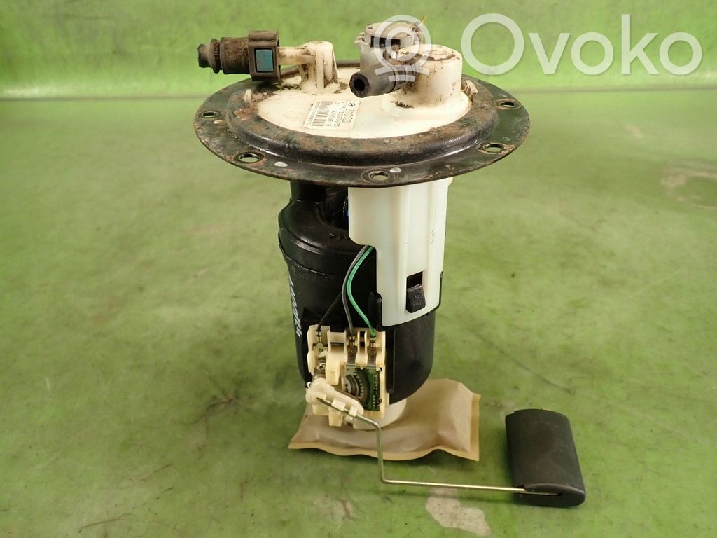 AC 428 Bomba interna de combustible 