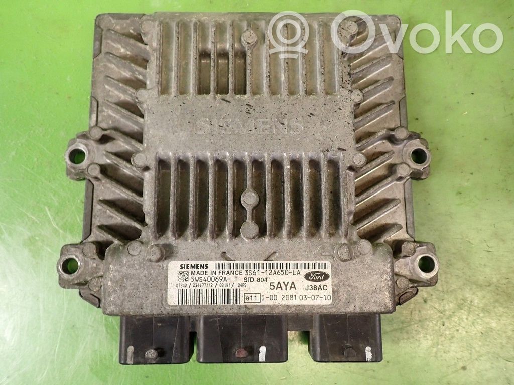 Engine control unit/module ECU   5WS40069AT