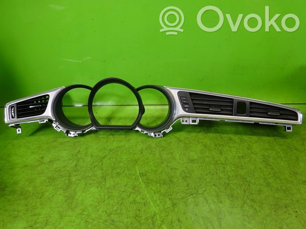 Rejilla de ventilación trasera   848322A2000